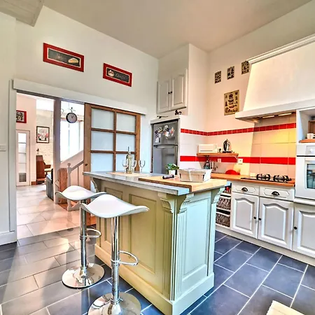 Ularius By Interhome Le Château-dʼOléron